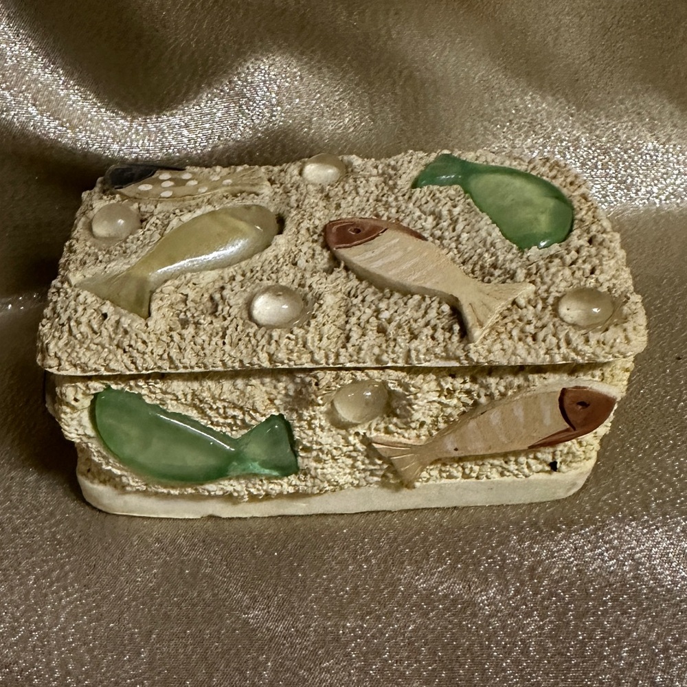 Marble Coral Covered Vanity Trinket Decorated W/ Fish And Beads 4 1/2” x 1 3/4”